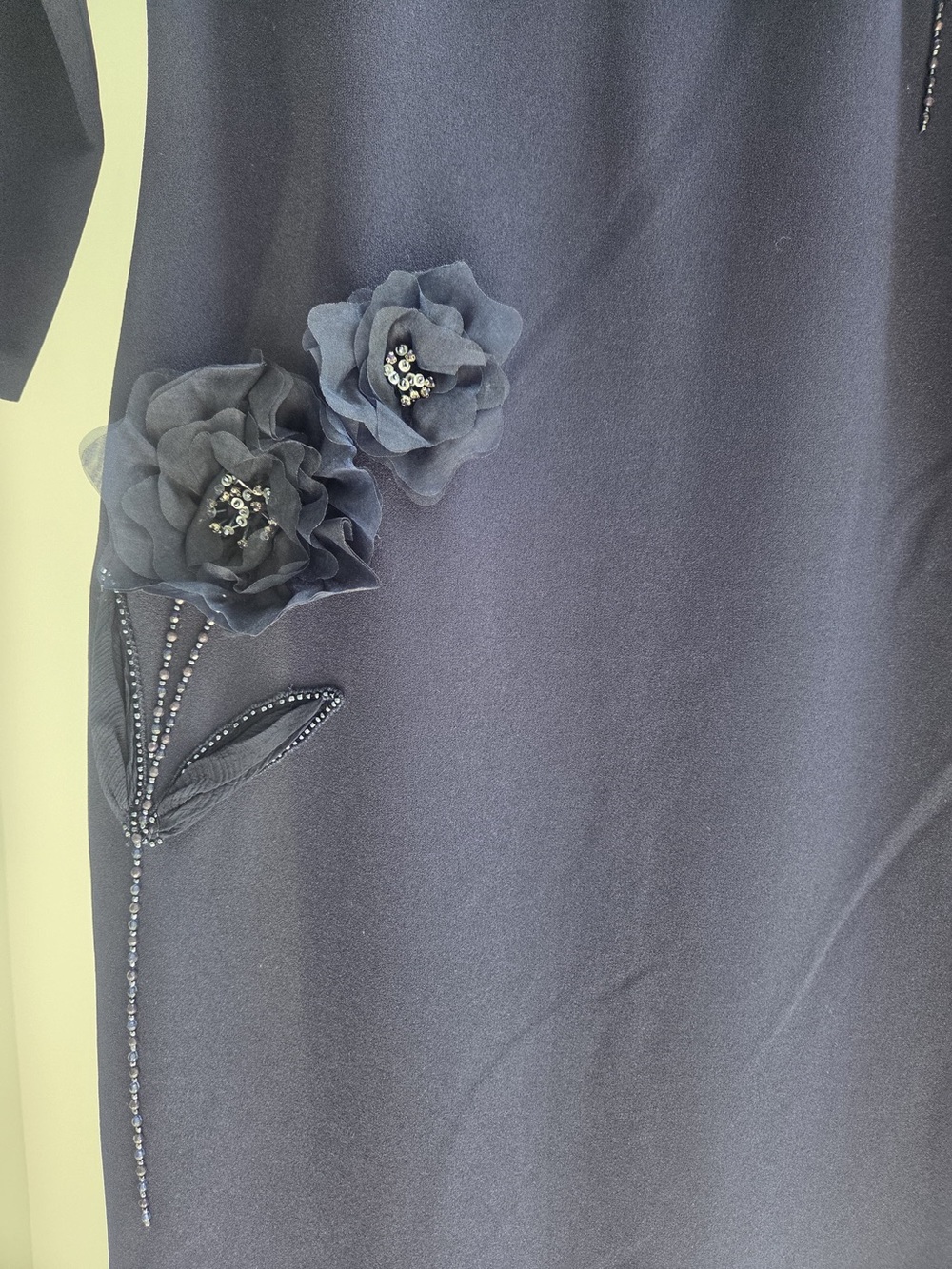 STRETCH CREPE 3/4 SLEEVE GOWN WITH ORGANZA APPLIQUE NAVY - Picture 7 of 8